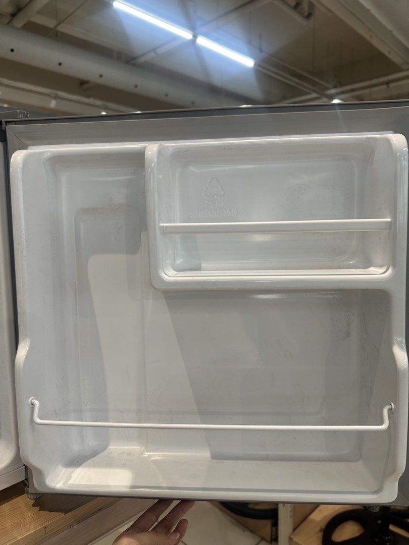 Personal Refrigerator (Category: Refrigerators and Freezers) located in Marikina City. Submitted by taurusfurnishes (Listing ID 1469987232, Image 3). Description: Almost new only used for 7 months tapos sa condo dorm pa. .