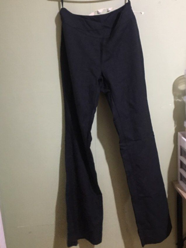 Petite Pinstripe Flared Trousers (Category: Jeans) located in Cabuyao City. Submitted by 4everblooms (Listing ID 1470087616, Image 3). Description: - Size: S - Color: Black with subtle vertical white pinstripes - Closure: Side zip - Condition: Clean, excellent quality mop: gcash/maribank mod: jnt/ meet-up in nearby areas 🖇 dm me for more details.