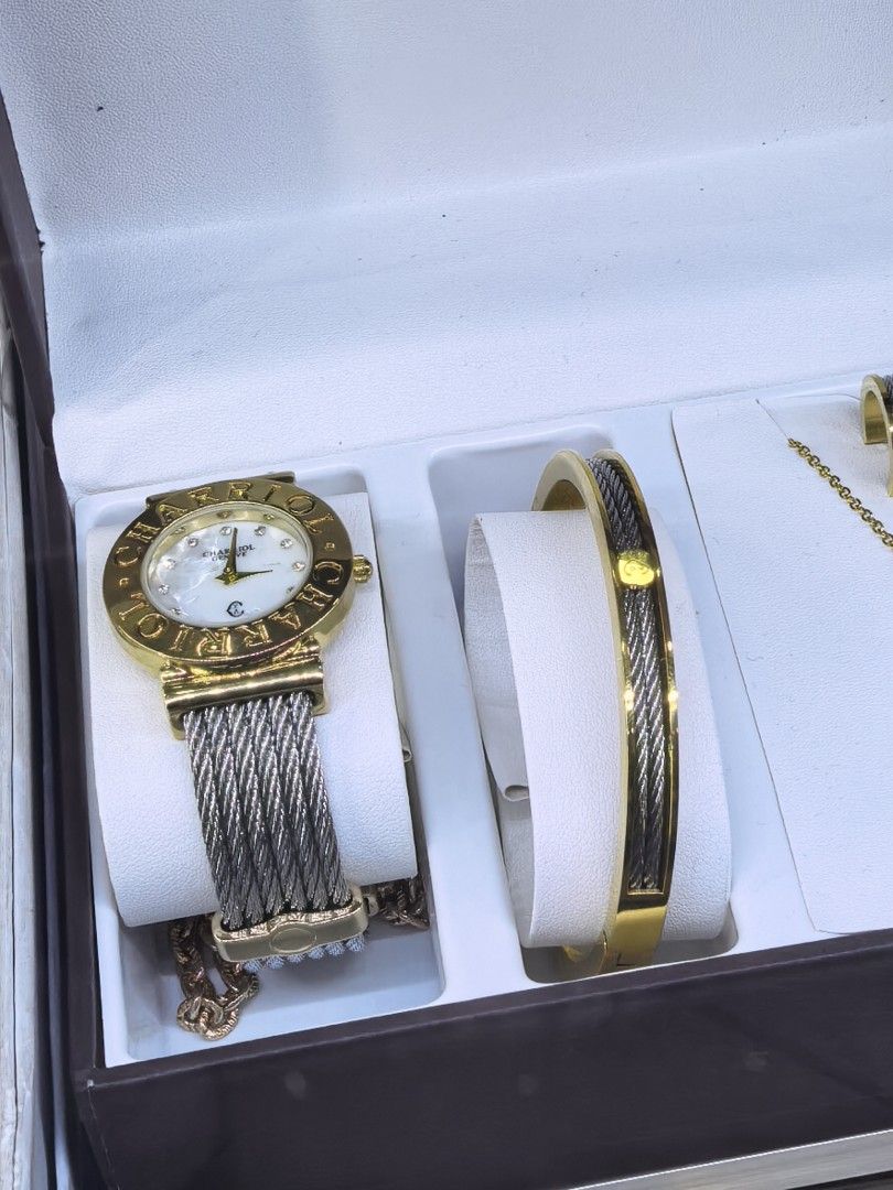 Philippe chariol (Category: Women's Watches) located in Las Pinas. Submitted by teampeewee888 (Listing ID 1470024380, Image 2). Description: Philipe chariol Set Japan made VVIP premium Pm.