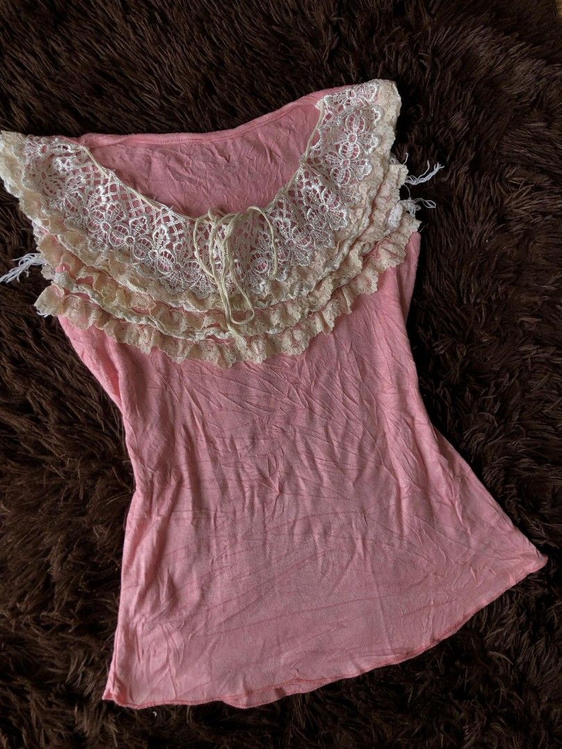 Pink Lace Ruffle Top (Category: Sleeveless) located in Tagum. Submitted by zealfish_9718e4 (Listing ID 1470018299, Image 2). Description: .
