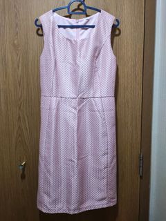 (Category: ) located in . Submitted by wardrobe14 (Listing ID 1469961434, Image 1). Description: .