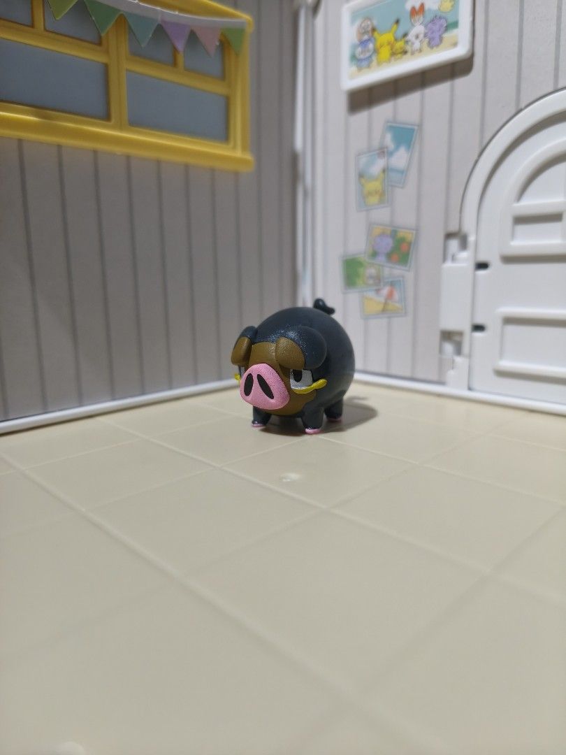 Pokemon Figure - Lechonk (Category: Action & Battle Toys) located in Taguig. Submitted by lilrootshop (Listing ID 1469973312, Image 2). Description: ***Crossposted*** Price: 250 AUTHENTIC Pass sa lowballers! First to pay basis. No COD. For item reservation, a down payment of 50% or 100 pesos (whichever is less) is required. Down payment is non-refundable. One month reservation only. Location: Taguig (near BGC) MOP: GCash / Maya / GoTyme / MariBan