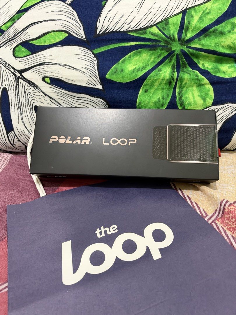 Polar Loop Gen 2 (Category: Luxury Watches) located in Manila. Submitted by iamtiaaaaan (Listing ID 1470117504, Image 2). Description: Selling Polar Loop Gen 2, a screen-free wearable fitness tracker designed to monitor your daily activity, sleep, and recovery. Ideal for anyone looking to track their health and fitness without the distractions of a smartwatch..