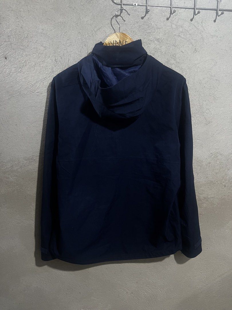 Polo Ralph Lauren Performance Navy Windbreaker Jacket Size S (Category: Coats, Jackets and Outerwear) located in Manila. Submitted by dwyaneallen (Listing ID 1470003555, Image 2). Description: - Brand: Polo Ralph Lauren Performance - Item: Lightweight hooded windbreaker jacket - Color: Solid navy blue - Size: Small (170/92A) - Material: 100% polyester shell - Details: Full zip closure, YKK hardware, hood drawstrings, signature embroidered blue po