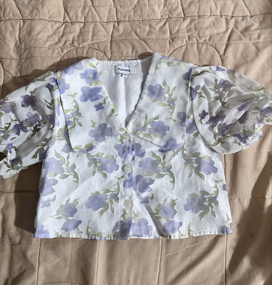 Pomelo Lavender Coords (Category: Sets or Coordinates) located in Quezon City. Submitted by hennessyscloset (Listing ID 1470113172, Image 2). Description: Preloved Pomelo Coords, super nice terno! ❤️🥰 I don’t want to let go of it but it doesn’t fit on me anymore after I gave birth. Please see when worn photo on the last pic. .