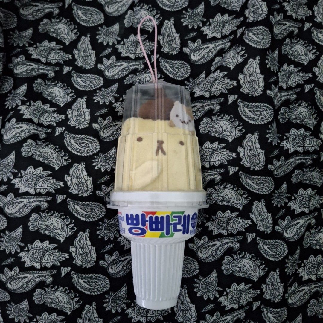 Pompompurin as a ice cream/keychain (Category: Other Merchandise) located in Manila. Submitted by rmmmko (Listing ID 1470101003, Image 1). Description: 🧴: it's removable. Just take the top off 🧴: "plushie ice cream cone" 🧴: check each image 🧴: Decluttering stuff I don't have any interest it 🧴: Everything is sold as is and as pictured 🧴: Message me about any concerns or questions..