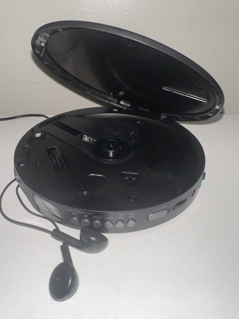 Portable CD Player with Earphones (Category: Portable Music Players) located in Quezon City. Submitted by annabananabread12 (Listing ID 1469958606, Image 1). Description: From BIC Camera Tokyo. Used only once. (2) Rechargeable AA batteries included. You can test it if you want! RFS: I have another one.