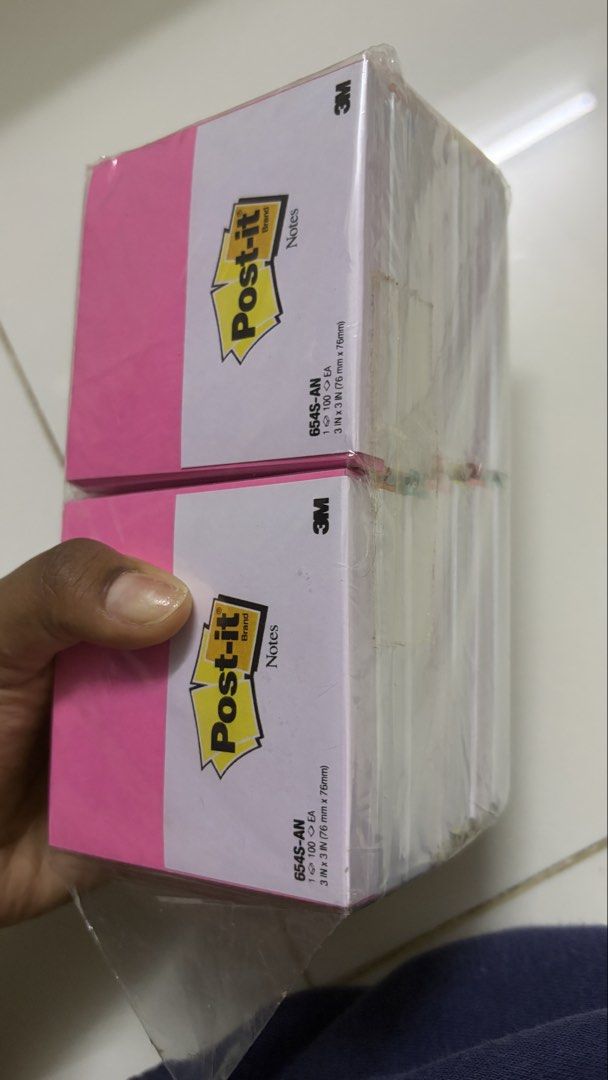 Post it Stack (Category: Stationery & School Supplies) located in Singapore. Submitted by foxette_31 (Listing ID 1470023494, Image 1). Description: Post it stack with 14 individual packets inside Useful for studying and note taking .
