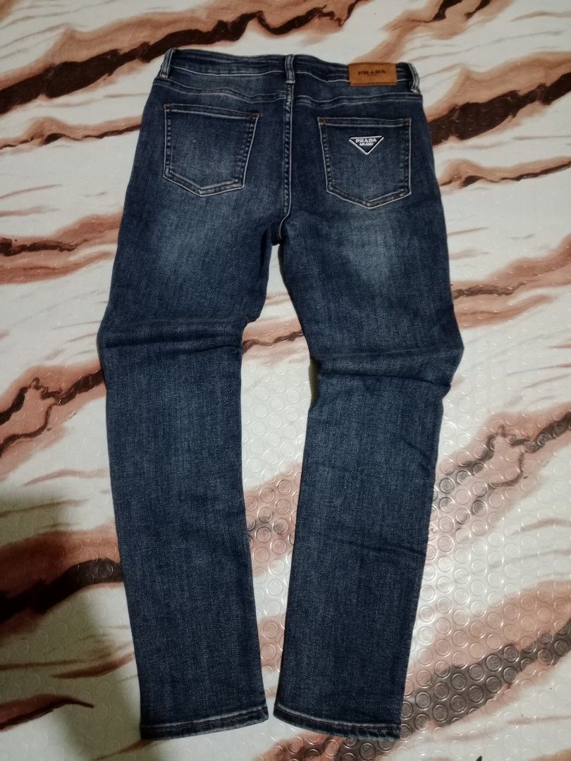 PRADA DENIM JEANS (Category: Jeans) located in Roxas, Palawan. Submitted by cabreramed14075 (Listing ID 1470076699, Image 2). Description: PRADA DENIM JEANS EXCELLENT CONDITION NO ISSUE COLOR RATE:9.8/10 WAIST:30 LENGTH:36.5 ADD SHIPPING FEE LOCATION PALAWAN..