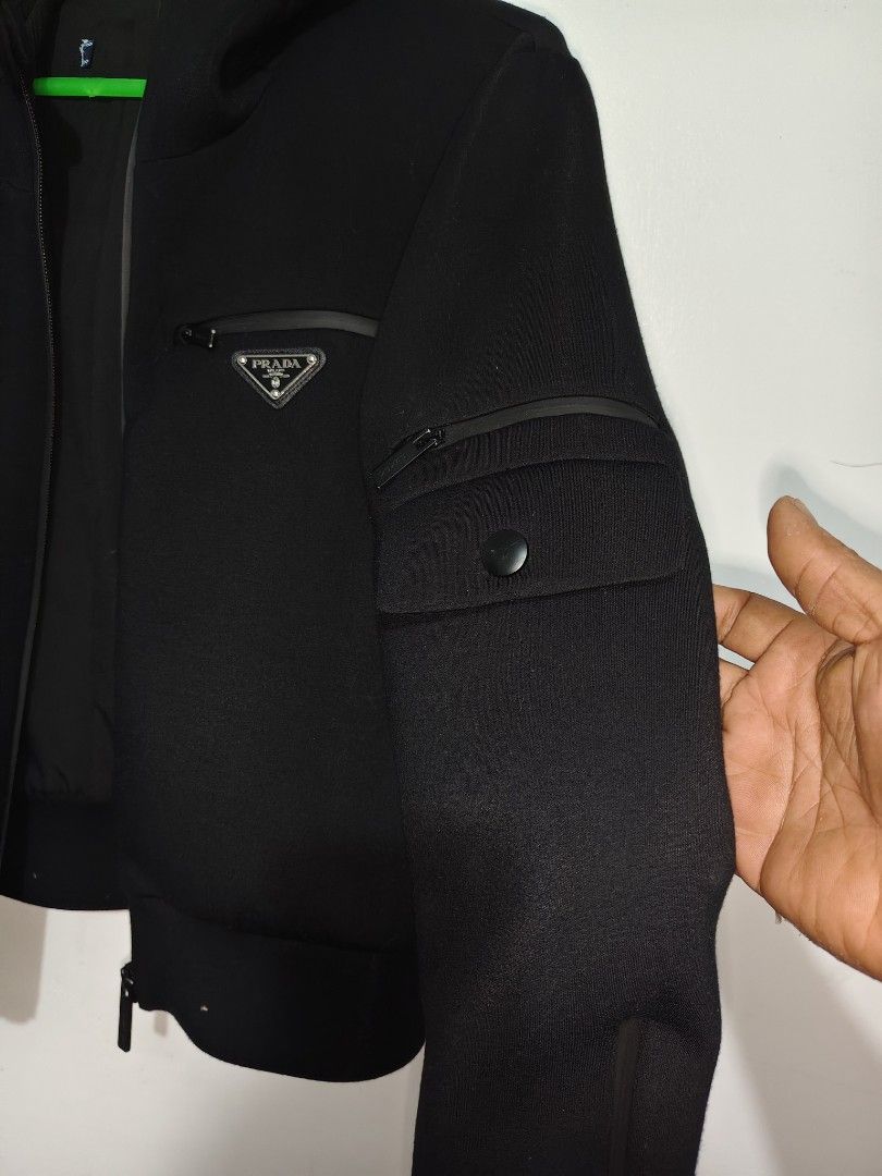 Prada Jersey cropped hoodie (Category: Coats, Jackets and Outerwear) located in Baguio. Submitted by taishuiha2026 (Listing ID 1470110776, Image 3). Description: .