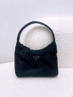 （分類：）位於 。 由 heras.luxury 提交（商品編號 1470023370，圖片 1）。簡介： 。