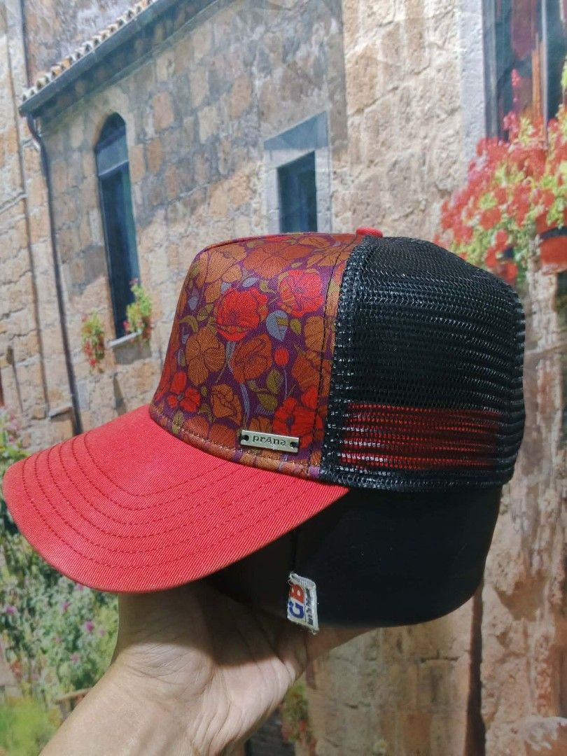 Prana unizex trucker cap hat (Category: Caps & Hats) located in Valenzuela. Submitted by shs.by.marc (Listing ID 1469947422, Image 3). Description: Location : Karuhatan Valenzuela.