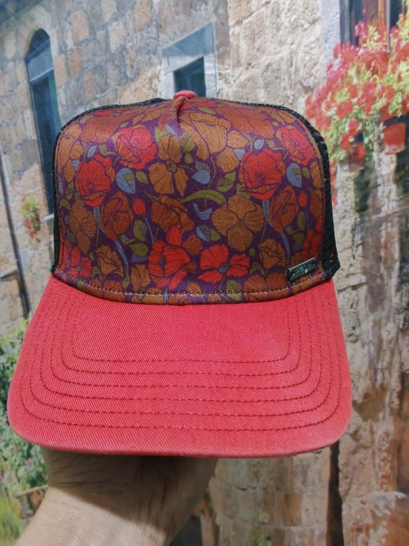 Prana unizex trucker cap hat (Category: Caps & Hats) located in Valenzuela. Submitted by shs.by.marc (Listing ID 1469947422, Image 1). Description: Location : Karuhatan Valenzuela.
