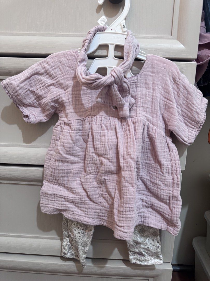 Preloved Emily & Oliver Set 3-6months (Category: Babies & Kids Fashion) located in Angeles City. Submitted by shamiescorner (Listing ID 1470064332, Image 1). Description: Preloved Emily & Oliver Set Size: 3-6m 🏷️ ₱200 ✔️Used once 📍Angeles City, Pampanga.