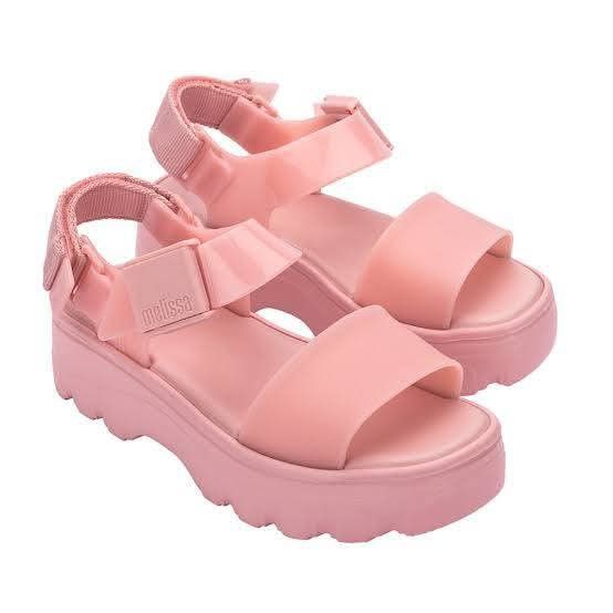 Preloved Melissa Kick Off Size 8 (Category: Sandals) located in Pasig City. Submitted by msdealsstyles (Listing ID 1469955619, Image 1). Description: Preloved Melissa Kick Off Like New Condition.