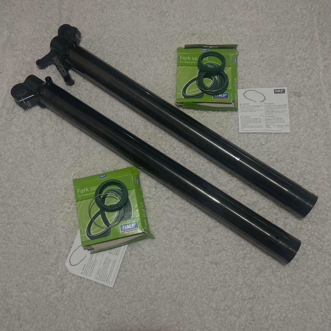 Premium MX-TECH Front Fork Inner & Outer Tube Housing (+ SKF Seal Kits Bundle) (Category: Other Motorcycles Parts and Accessories) located in Cavite. Submitted by jjcollectivefinds (Listing ID 1470100669, Image 1). Description: Premium MX-TECH Front Fork Inner & Outer Tube Housing + SKF Seal Kits Bundle Stock: 1 Drop Sale!.