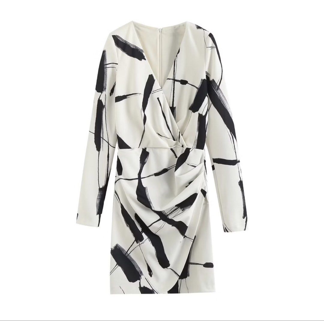 Printed Draped Mini Dress (Category: Dresses) located in Legazpi City. Submitted by arkimin (Listing ID 1470089756, Image 1). Description: .