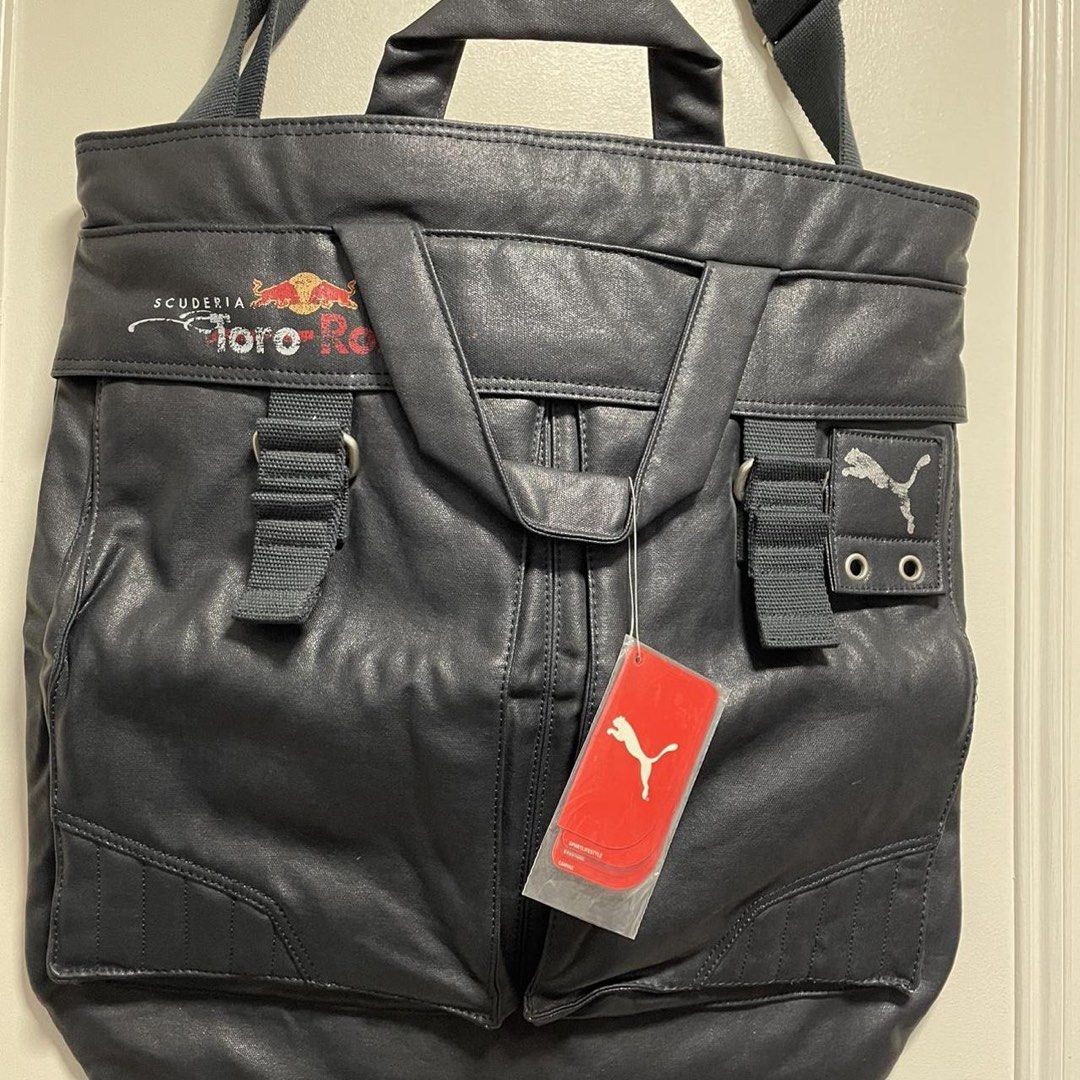Puma Helmet Tote Sling Bag (Category: Sling Bags) located in Manila. Submitted by maurisio (Listing ID 1470082755, Image 2). Description: .