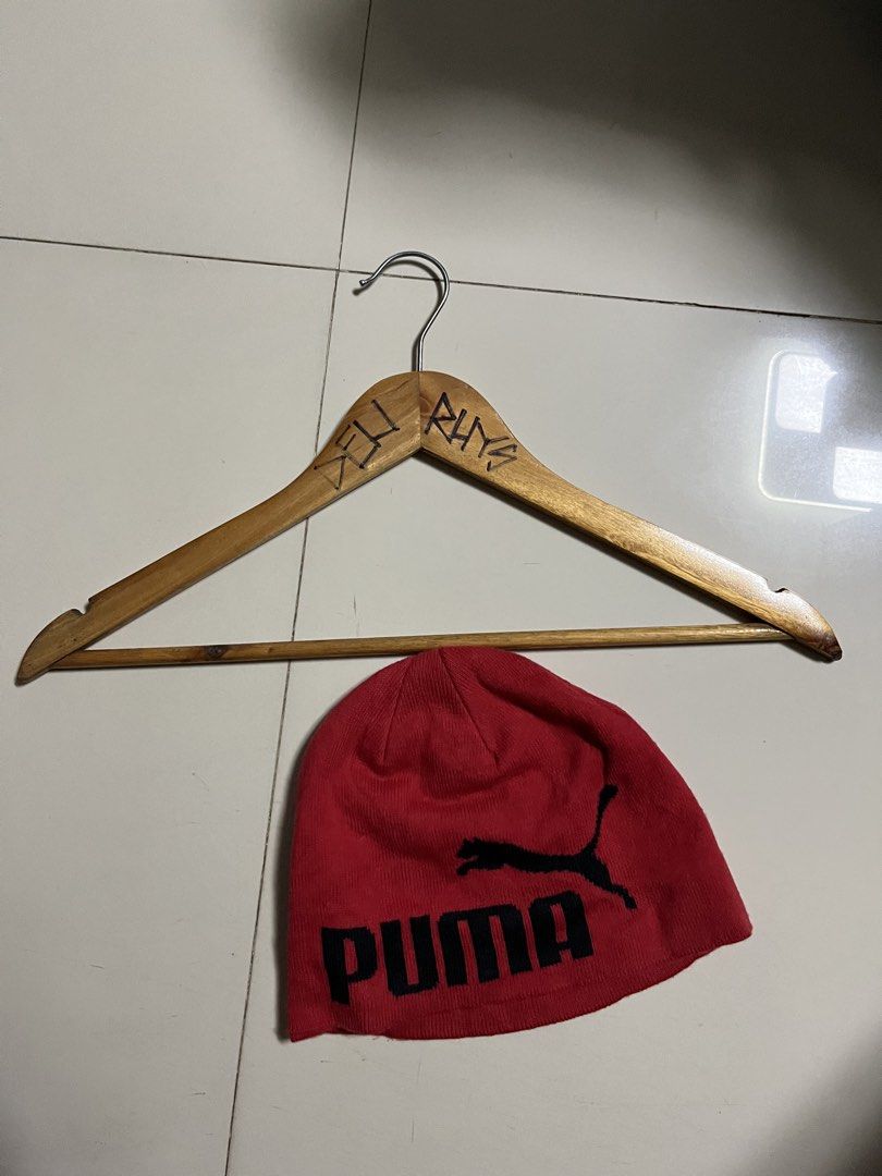 PUMA Knit Hat Red (Category: Caps & Hats) located in Kabankalan. Submitted by zeich_thrift (Listing ID 1470084824, Image 1). Description: PUMA Knit Hat Red Excellent condition Cut tag but auth No issue .