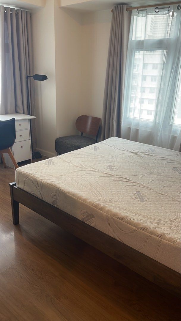 Queen Size 10-inch thick mattress (Category: Bed Frames & Mattresses) located in Makati City. Submitted by eileencruz (Listing ID 1469973791, Image 1). Description: - Thick quilted mattress included with a stylish stitched swirl pattern - Queen Size- fits two adults.