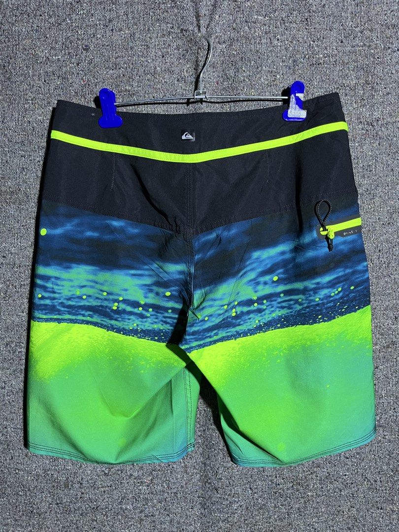 QUICKSILVER BOARDSHORT (Category: Swim Trunks & Board Shorts) located in Dumaguete. Submitted by kingepoy (Listing ID 1470124891, Image 3). Description: Size 30 Length 18 Excellent Condition 9.8/10 Color rate No issues ✅550.