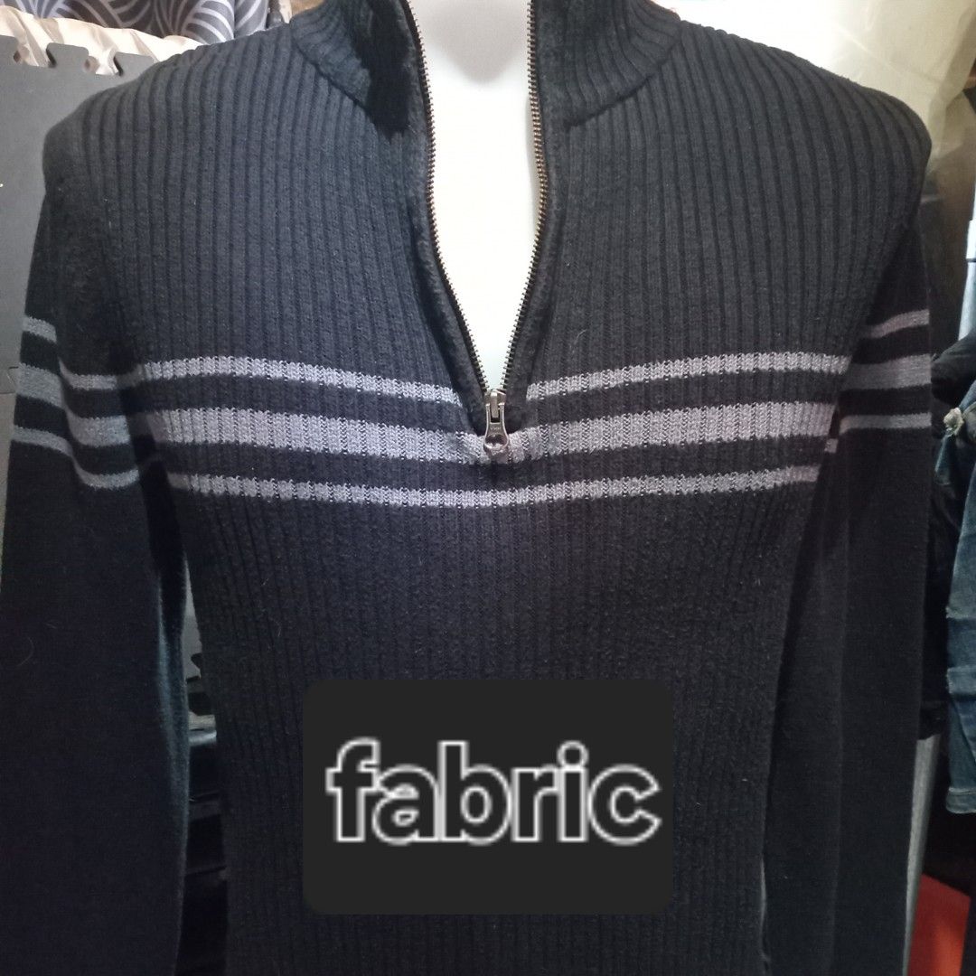 Knitted Quarter-Zip Sweater (MEN) (Category: Coats, Jackets and Outerwear) located in Angono. Submitted by thrifted.fashionshop (Listing ID 1470102446, Image 3). Description: Fit - med/large *knitted *q-zip <COLORS MAY VARY DUE TO LIGHTING> MOP : Gcash only COURIER : Jnt / Lalamove REMINDER : Shipping fee ay hindi kasama sa presyo ng item.