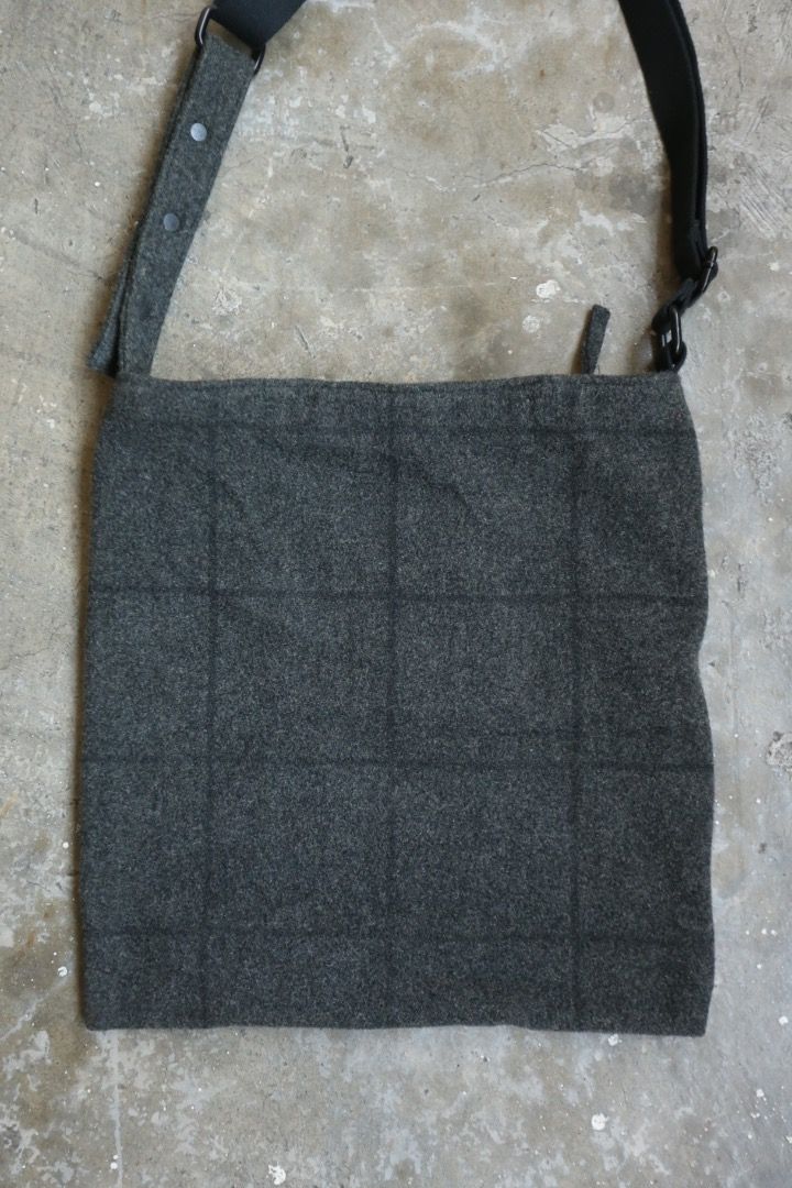Raf Simons - Eastpak - F/W 08 - Patch Shoulder Bag (Category: Sling Bags) located in Manila. Submitted by graymatter_ (Listing ID 1470038620, Image 2). Description: Raf Simons - Eastpak - F/W 08 - Patch Shoulder Bag Condition: 9/10 Flaws: Minor Stains on Lining Zipper: YKK Made in: China Dimensions Height: 38.5cm Width: 34cm .