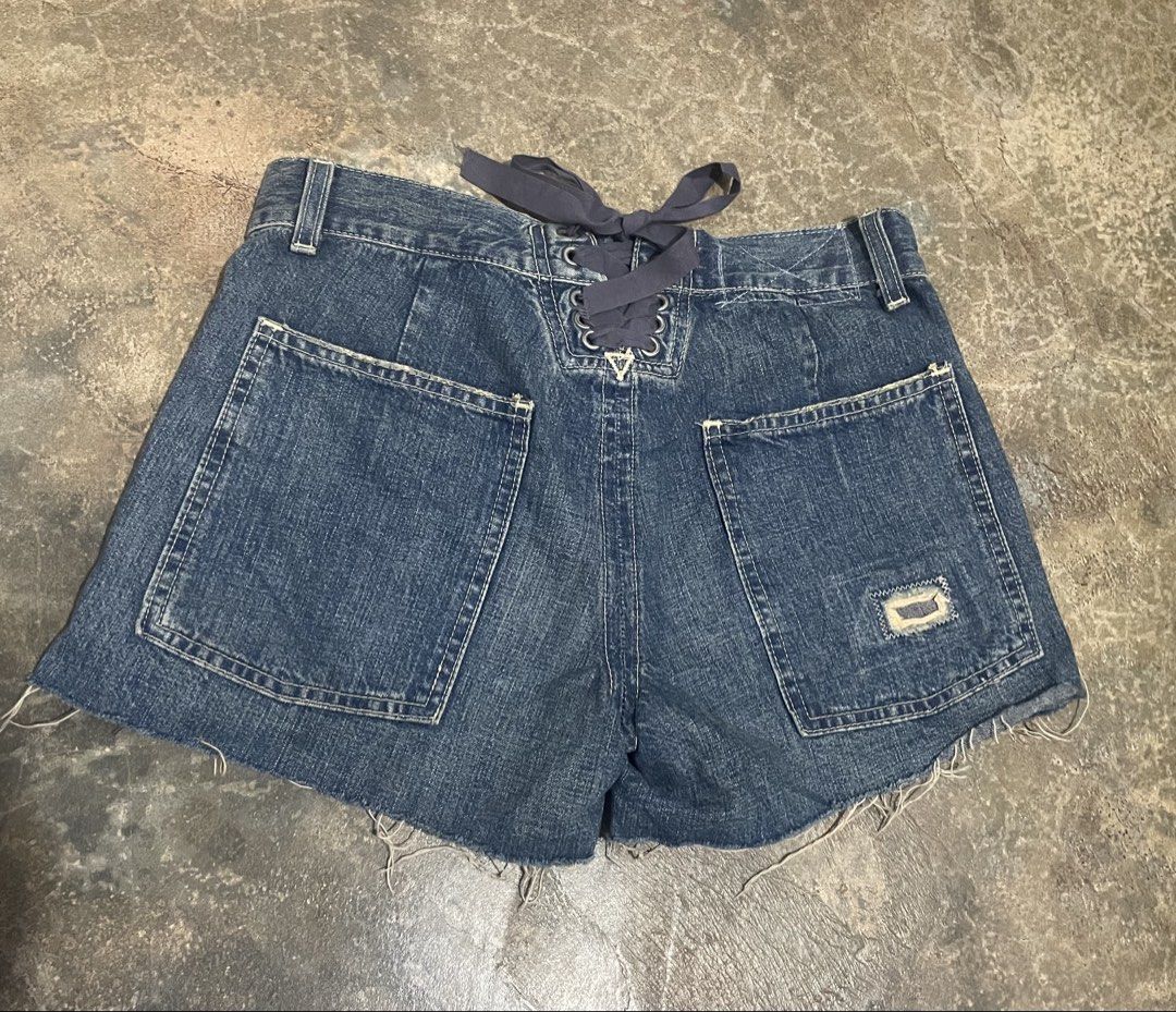 Ralph Lauren denim shorts (Category: Shorts) located in Davao. Submitted by mj_designervintagecurator (Listing ID 1470112626, Image 2). Description: 📌In good condition 📌waist 28 - hips 36- length 12 inches.
