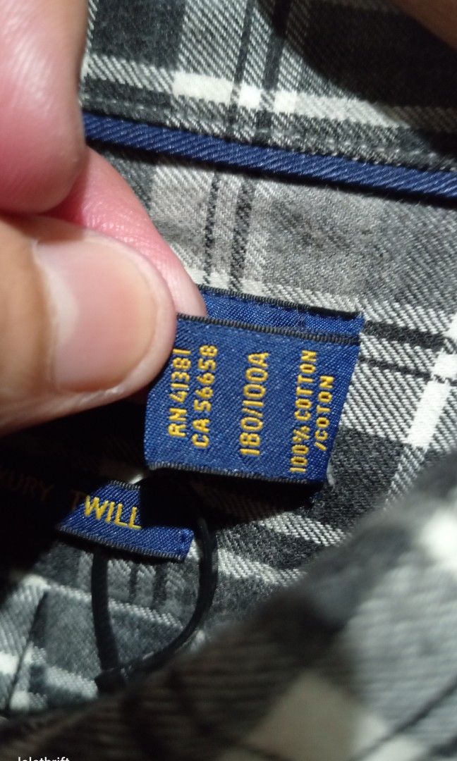 Ralph Lauren plaid button down longsleeves (Category: Formal Shirts) located in Batangas. Submitted by lelethrift.com (Listing ID 1470080903, Image 3). Description: Ralph lauren button down Size: Large to XL authentic 100% brand new but without tags no issue at all zero flaws complete tags with washtag ready to wear na crispy pa ang collar.