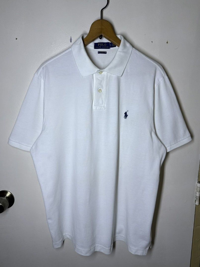 RALPH LAUREN WHITE CLASSIC POLO (Category: Tshirts & Polo Shirts ) located in Manila. Submitted by lunaras_declutter (Listing ID 1470108907, Image 1). Description: .