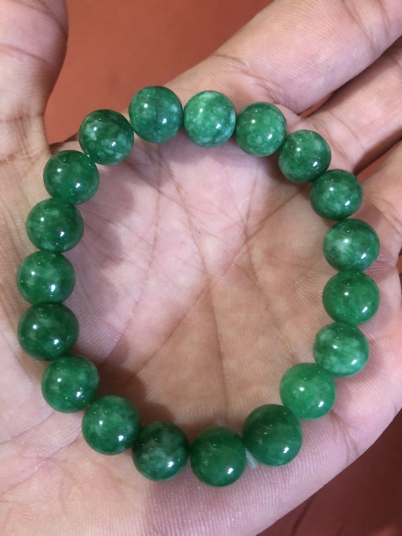 Real jade bracelet (Category: Bracelets) located in Manila. Submitted by anneverz (Listing ID 1470055350, Image 1). Description: Real jade Vintage Around 10mm Bracelet .