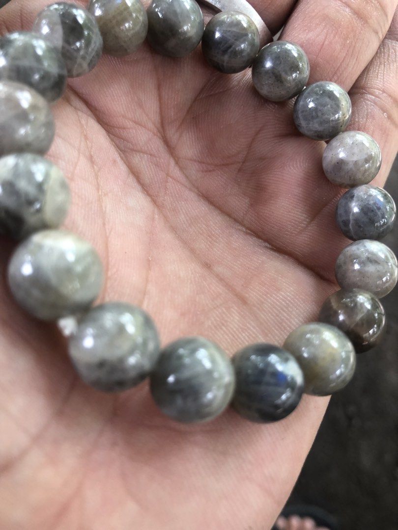 Real labradorite bracelet (Category: Rings) located in Manila. Submitted by anneverz (Listing ID 1470054724, Image 2). Description: Real labradorite Bracelet 10mm .