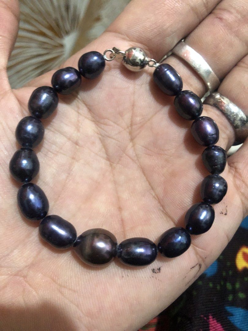 Real tahitian genuine vintage (Category: Bracelets) located in Manila. Submitted by anneverz (Listing ID 1469986099, Image 2). Description: Vintage tahitian pearl genuine Bracelet .