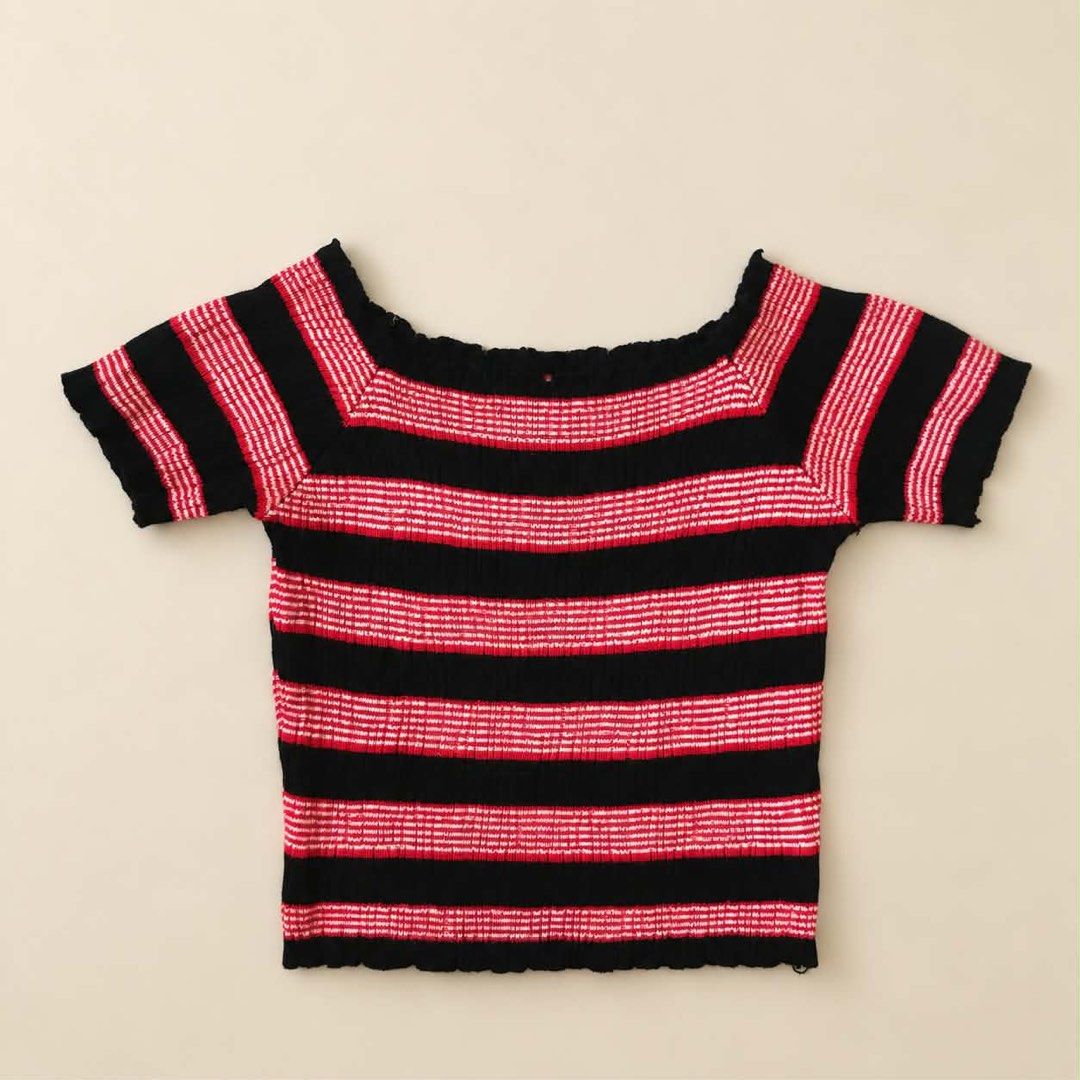 Red and black striped knit crop top (Category: Others Tops) located in Cavite. Submitted by rareclothing.ph (Listing ID 1470072684, Image 1). Description: .