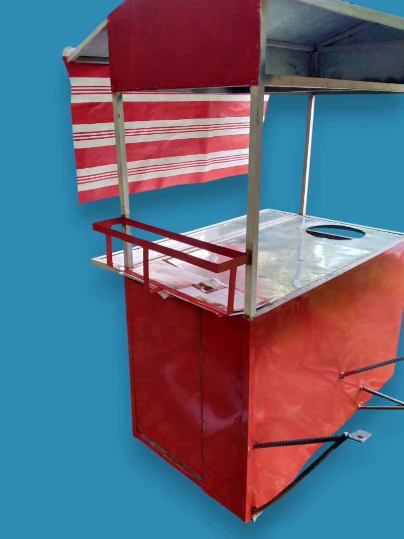 Food Cart ( Never Used ) (Category: Food Organization & Storage) located in Cavite. Submitted by trustedhands96904 (Listing ID 1470108038, Image 2). Description: 9k only - Pre owned food cart, kasang BMX bike, hindi po ito nagamit, inalis po muna yung wheel ng cart para hindi mag flat, na dispose na po yung bike, pero pwede po kabitan ng e-bike / motor. Sell na lang po ng mababa. Magandang sideline po ito sa tag init. Salamat po Note: Medyo malak