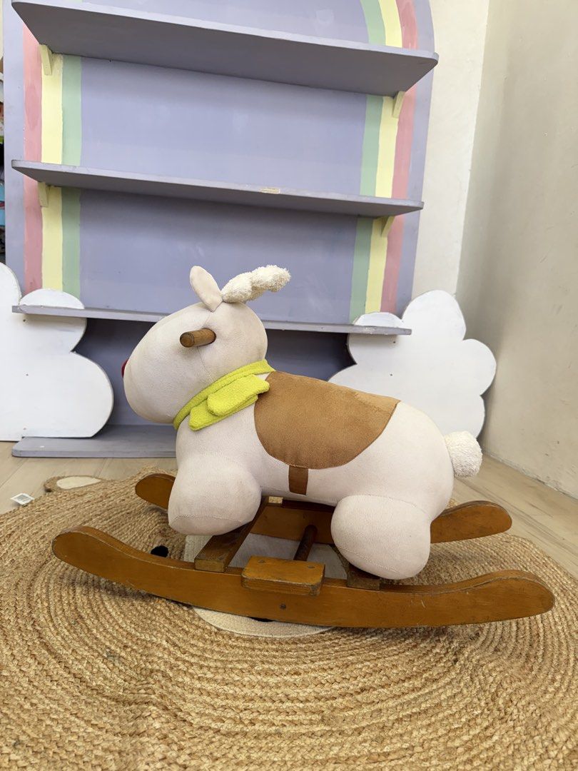 Reindeer Rocker (Category: Infant Playtime) located in Santa Maria. Submitted by babyshowearph_official (Listing ID 1470007665, Image 2). Description: .