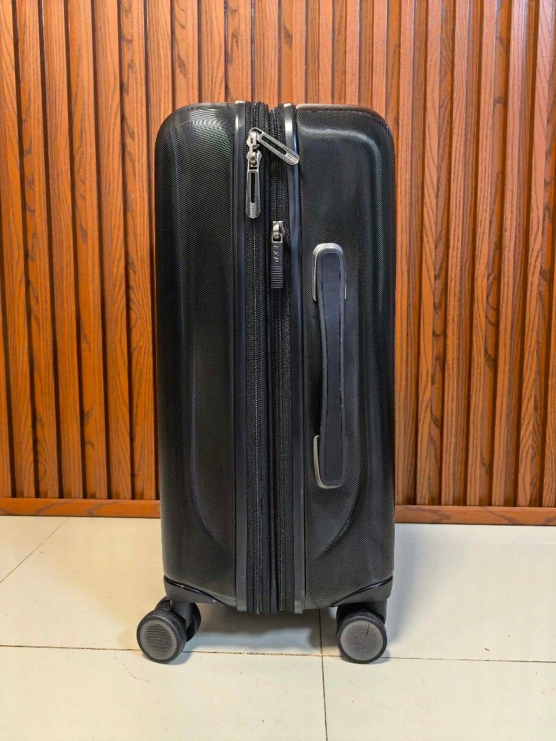 Ricardo (Category: Luggage) located in Manila. Submitted by jzjapansurplus (Listing ID 1469959077, Image 3). Description: Brand: Ricardo ✨ In Very Good condition ⚡ Premium Look and Feels! ✅ 💯 Legit Brand ✅ Small Handcarry luggage ✅ H21" x L14" x D9" ✅ Heavy Duty Guaranteed ✅ 360°Wheels All smooth ✅ Padlockable Zipper ✅ With Expandable Zipper.