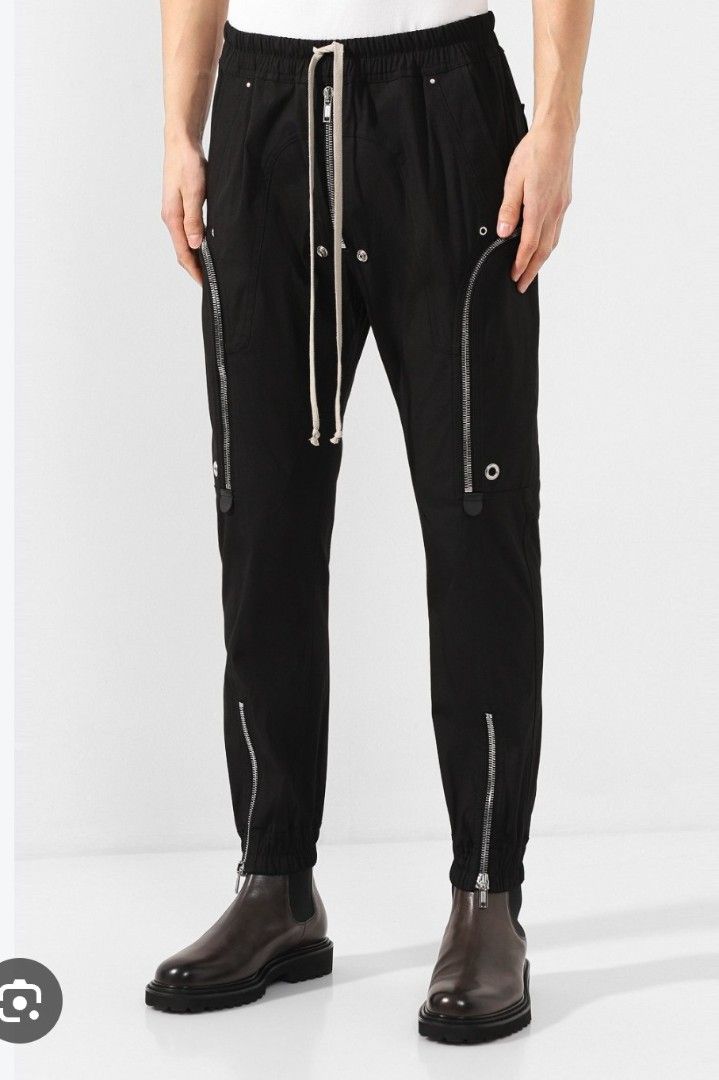 Rick Owens Bauhaus Cargo Pants (Category: Jeans) located in Cebu City. Submitted by renzecamingay (Listing ID 1469955611, Image 1). Description: Rick Owens Bauhaus Cargo Pants Excellent Condition Medium fit Waist 24/32 Length 40 2500 Plus ship Only Thank you and GOD bless ☺️.
