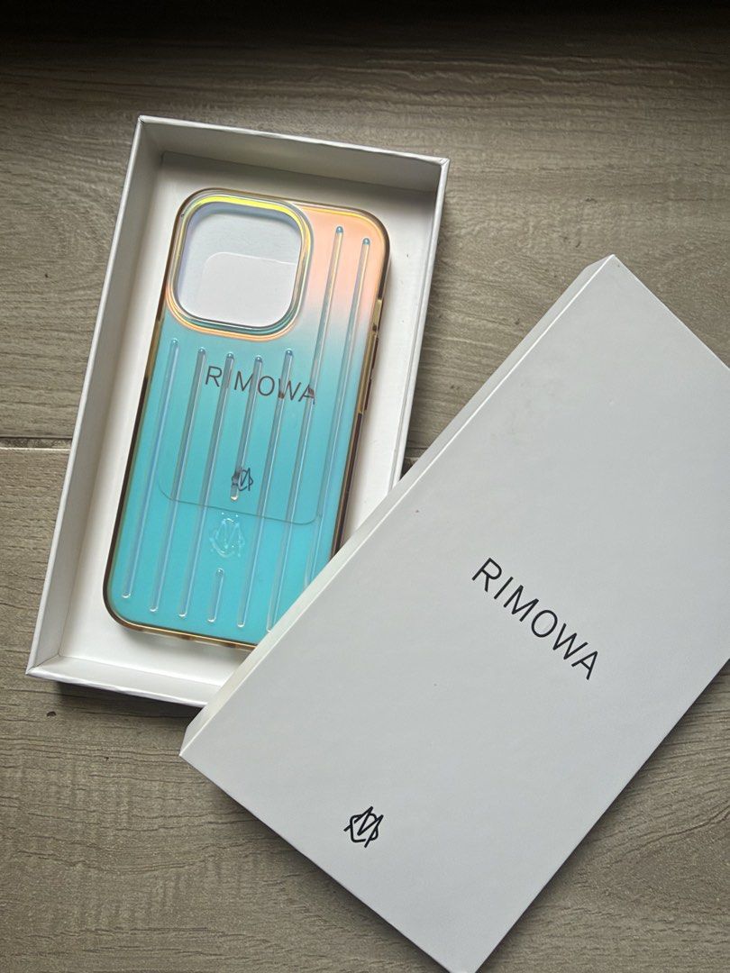 Rimowa Iridescent Case iPhone 15 Pro (Category: Cases & Sleeves) located in Taguig. Submitted by jt.sd (Listing ID 1469966376, Image 1). Description: .