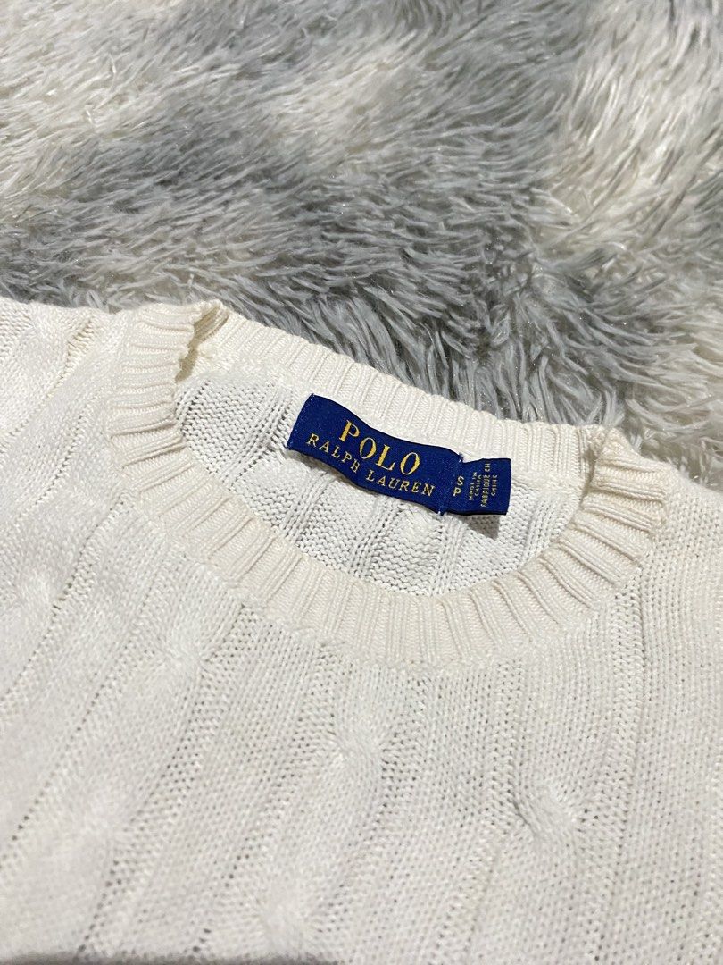 RL Cable Knit (Category: Shirts) located in Bago City. Submitted by thrifthunt.6101 (Listing ID 1470103376, Image 3). Description: Ralph Lauren Cable Knit Size small 18/23.5 Asnew No issue 9.5/10 cr.
