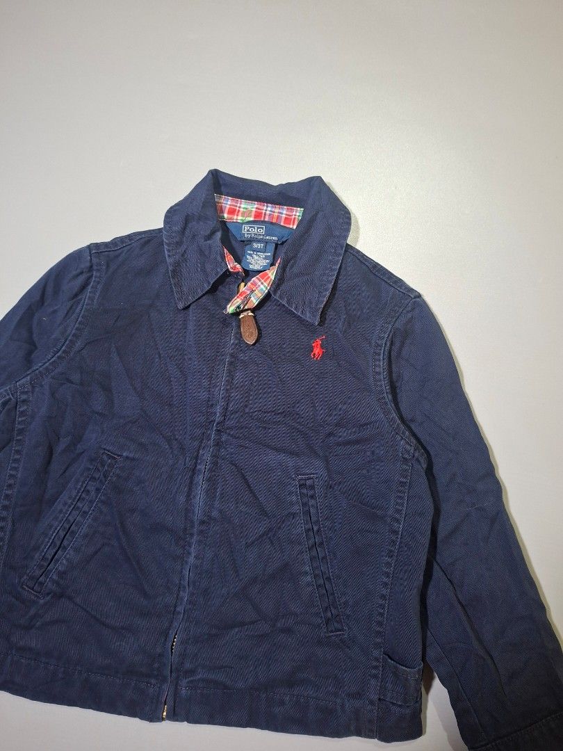 RL HARRINGTON JACKET 3T (Category: Coats, Jackets and Outerwear) located in Dipolog. Submitted by elcatips420 (Listing ID 1470008920, Image 3). Description: NAVY BLUE RL HARRINGTON JACKET FOR KIDS 3T NO ISSUE AUTHENTIC IN GOOD CONDITION 9.5/10 COLORATE DM LANG PO IF INTERESTED LOCATION MINDANAO DIPOLOG CITY.