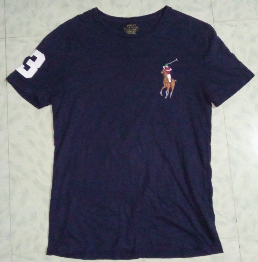 RL Shirt (Category: Tshirts & Polo Shirts ) located in Manila. Submitted by oddhorse_38124c (Listing ID 1470081390, Image 1). Description: as new condition no issue 10 color rate dimes 19x28.
