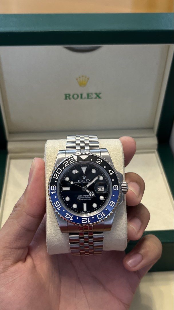 Rolex GMT-Master II Batgirl (Category: Luxury Watches) located in Calamba. Submitted by kaiasianboy (Listing ID 1470027003, Image 1). Description: - GMT MASTER II - USED - WITH EXTRA LINKS - WITH PAPERS - WITH GREEN TAG - WITH CREAM AND GREEN BOX - AUTOMATIC - PERFECTLY WORKING - NEGOTIABLE - OPEN FOR TRADE.