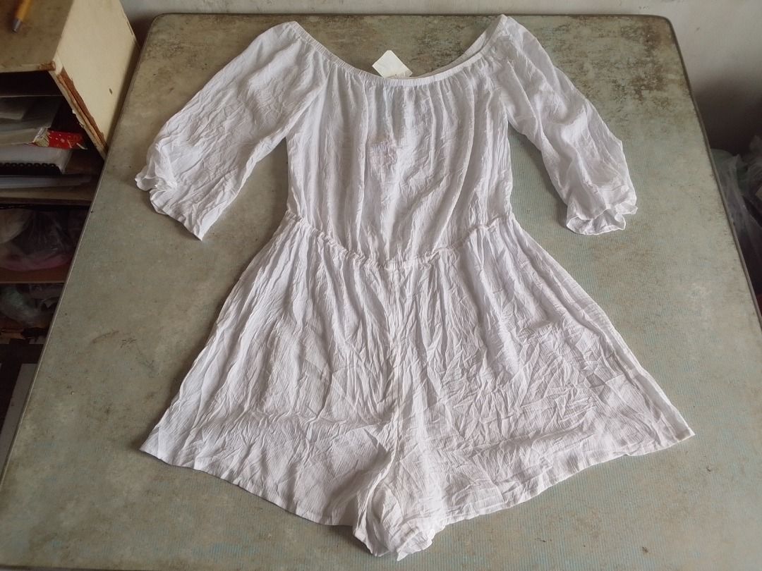 Romper Dress US BNEWTAG (Category: Dresses) located in Los Banos. Submitted by mania-62906 (Listing ID 1470046974, Image 1). Description: BNEWTAG US Medium White. Ideal for summer wear. ( Note Out of town from November 25-Han 25, 2027).