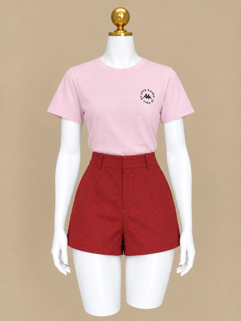 Round Neck T-Shirt | Size - Medium to Large | (Category: Shirts) located in Manila. Submitted by maxinesotto (Listing ID 1469947856, Image 1). Description: ‎📢 ₱149 ‎📍 Location: Tayuman, Manila ‎ ‎Details: ‎✓ Condition: Good as new ‎✓ RFS: Decluttering ‎✓ Size: Indicated in the listing title ‎ ‎Payment: GCash (Payment first) ‎ ‎Delivery: ‎- Same day pick-up via Lalamove / Joyride / Angkas ‎ ‎First to pay, first to get the item. ‎No reservations.