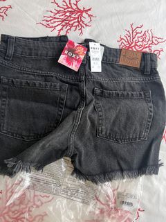 (Category: ) located in . Submitted by yaya.jual (Listing ID 1469970813, Image 1). Description: .