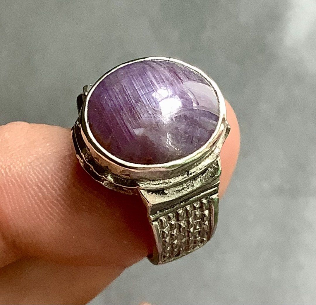 Ruby Ring (Category: Rings) located in Singapore. Submitted by cintamani (Listing ID 1469973668, Image 3). Description: .