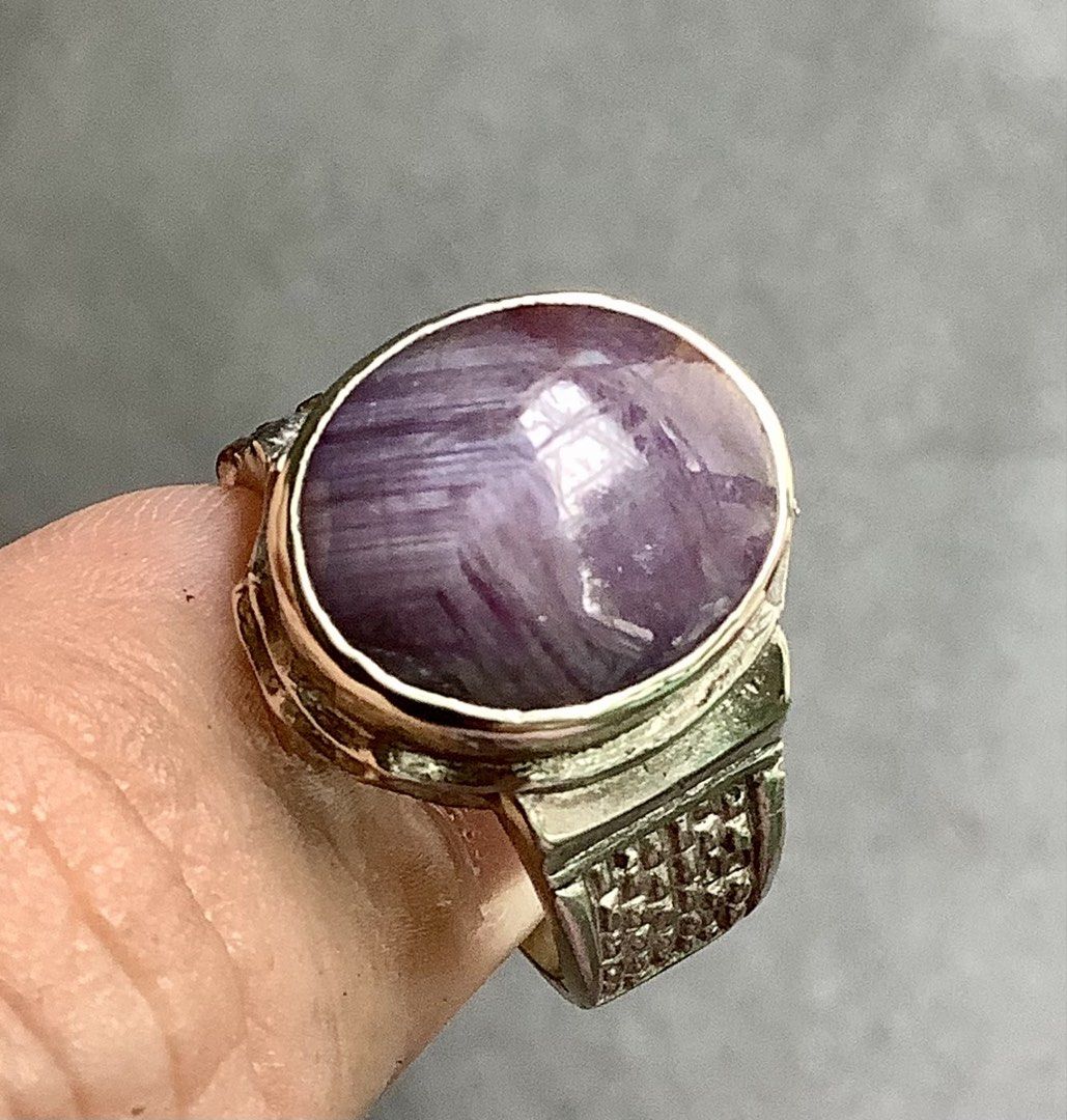 Ruby Ring (Category: Rings) located in Singapore. Submitted by cintamani (Listing ID 1469973668, Image 2). Description: .