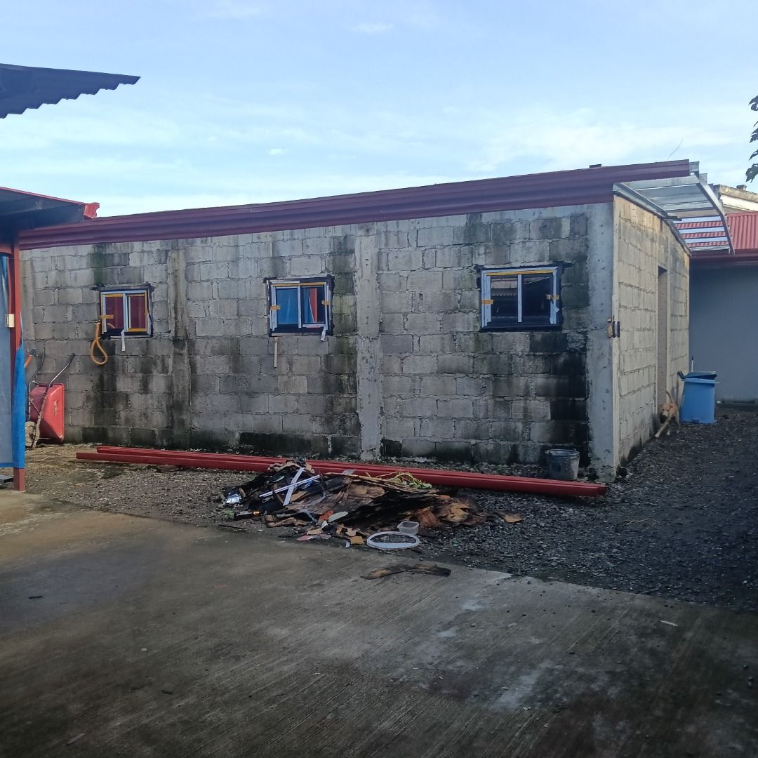Rush Sale: 3BR House Shell + 50sqm Industrial Shed Ormoc" (Category: House & Lot) located in Caloocan City. Submitted by newtiger.a7b159 (Listing ID 1470108037, Image 3). Description: OWNER DIRECT SALE: 250 sqm Prime Live-and-Work Compound in Libertad, Ormoc City! 🏡🛠️📦 (Just 30 meters off the Main Highway | 8 Minutes to Ormoc City Proper! 🚗💨) Why buy raw land and deal with years of construction delays? This side-by-side dual-lot package give