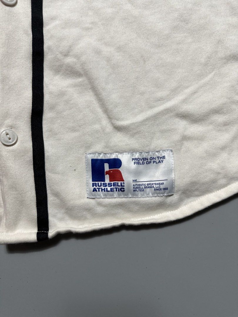 Russel athletic (Category: Tshirts & Polo Shirts ) located in Legazpi City. Submitted by lootsi (Listing ID 1470108564, Image 3). Description: .